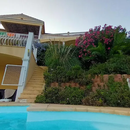 Montecarlo With Stupendous View Overlooking Sea * Les Issambres